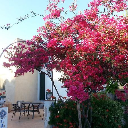 B&B La Casa Dell'Artista Assoro Zewnętrze zdjęcie